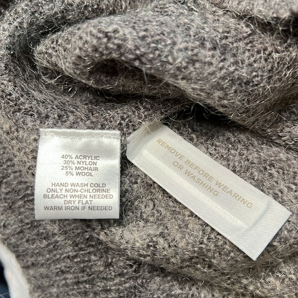 LOFT grey knit sweater - Picture 9 of 9